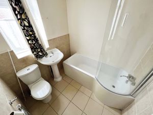 BATHROOM- click for photo gallery